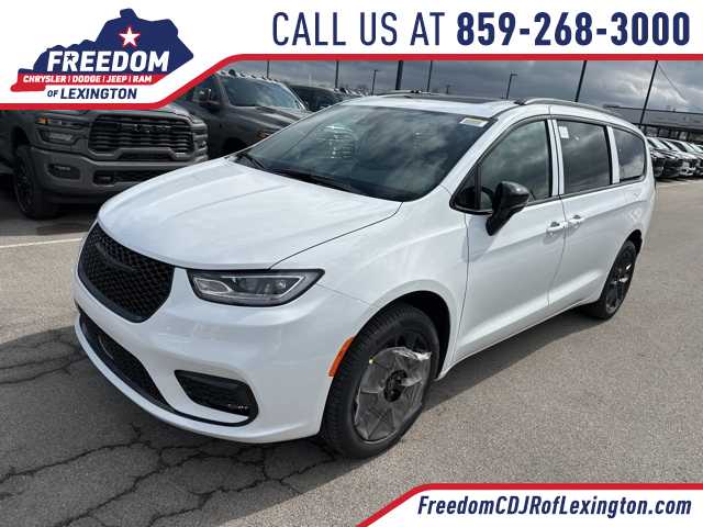 Thumbnail: 2026 Chrysler Pacifica - 1