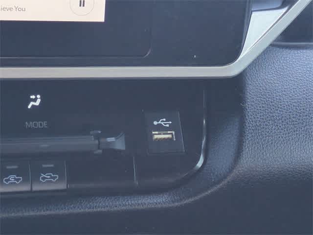 Thumbnail: 2025 Toyota Tundra - 31