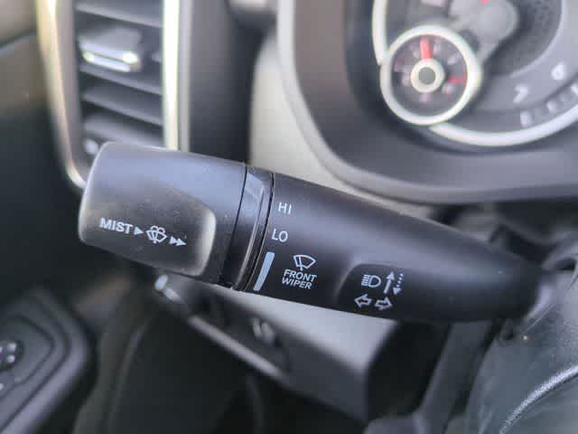 Thumbnail: 2026 RAM 1500 - 25