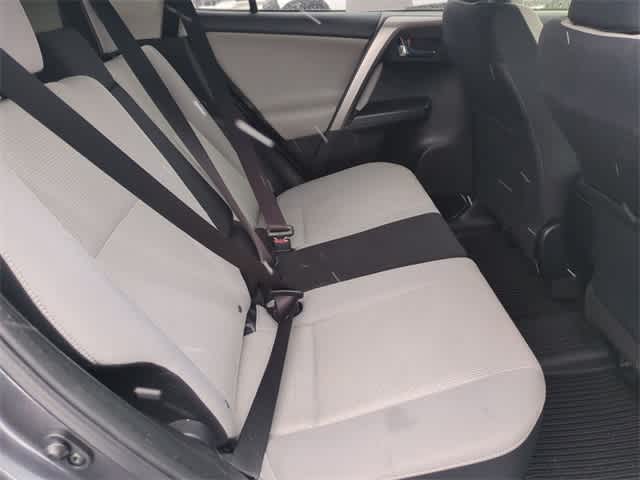 Thumbnail: 2017 Toyota RAV4 - 21