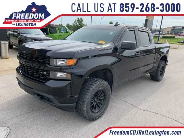 2021 Chevrolet Silverado 1500 Custom Hero Image