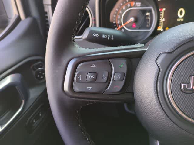 Thumbnail: 2026 Jeep Gladiator - 24