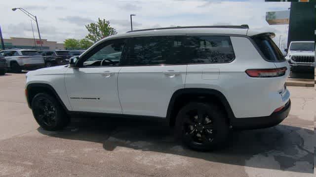 Thumbnail: 2026 Jeep Grand Cherokee L - 6