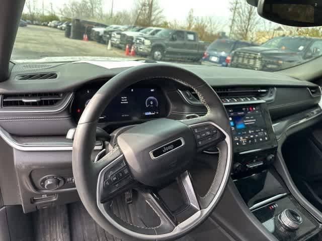 Thumbnail: 2023 Jeep Grand Cherokee L - 6