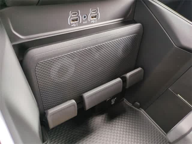 Thumbnail: 2026 RAM 1500 - 31