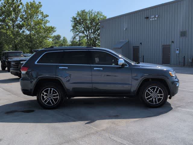 Thumbnail: 2020 Jeep Grand Cherokee - 9