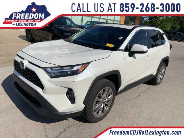 Thumbnail: 2022 Toyota RAV4 - 1