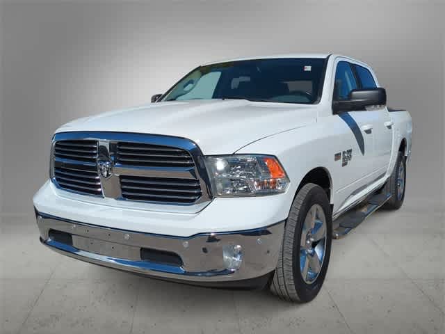 Thumbnail: 2019 RAM 1500 Classic - 4