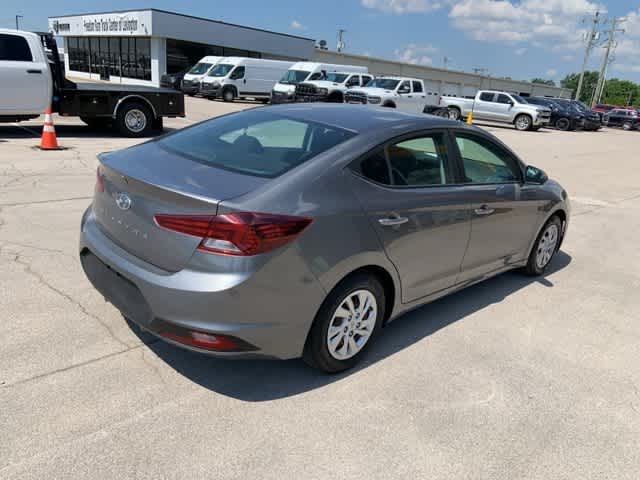 Thumbnail: 2019 Hyundai Elantra - 19