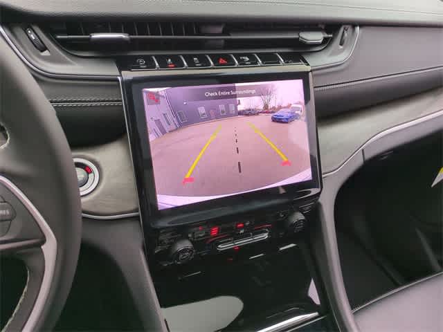 Thumbnail: 2025 Jeep Grand Cherokee - 31