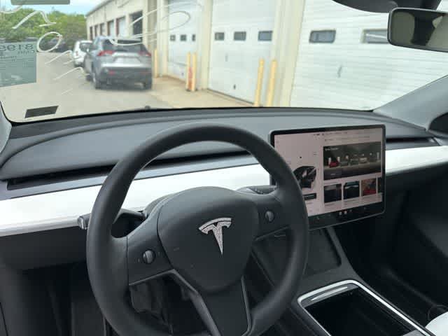 Thumbnail: 2023 Tesla Model Y - 7