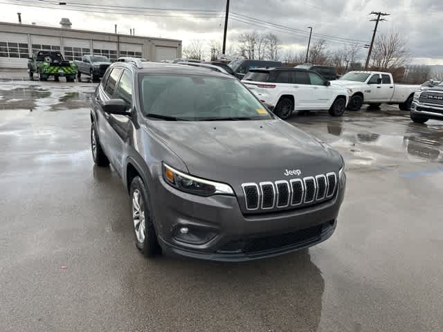 Thumbnail: 2019 Jeep Cherokee - 22