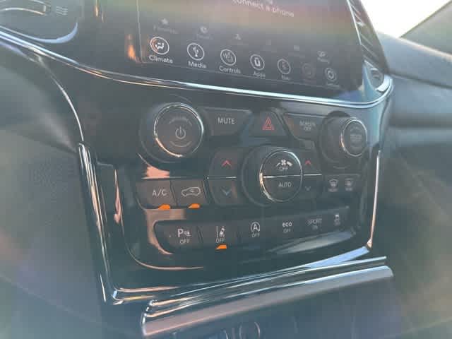 Thumbnail: 2021 Jeep Grand Cherokee - 10