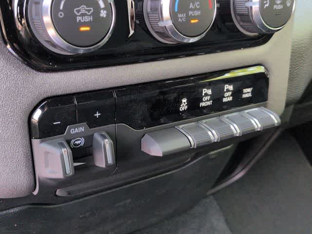 Thumbnail: 2026 RAM 1500 - 39