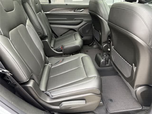 Thumbnail: 2025 Jeep Grand Cherokee L - 22