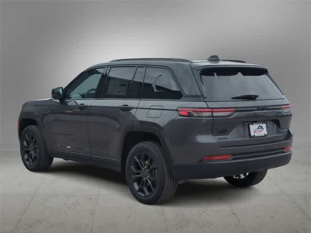 Thumbnail: 2025 Jeep Grand Cherokee - 6