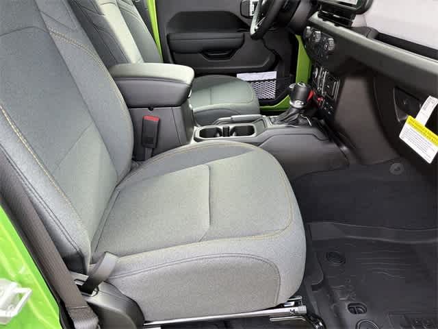 Thumbnail: 2026 Jeep Wrangler - 22