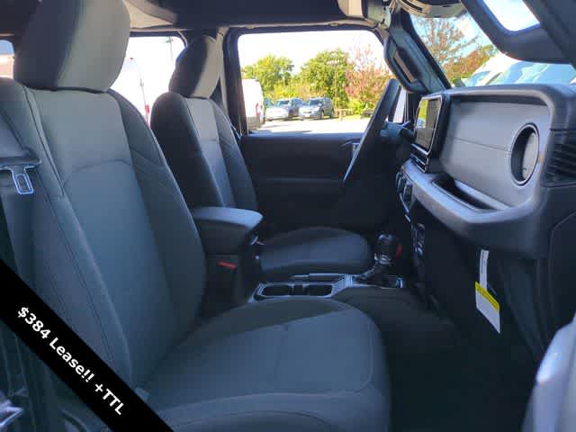 Thumbnail: 2026 Jeep Wrangler - 21