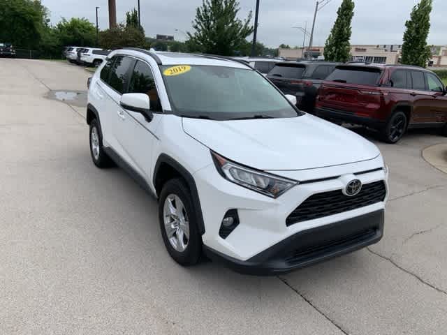 Thumbnail: 2019 Toyota RAV4 - 29