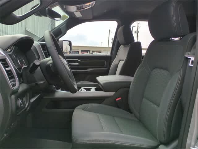 Thumbnail: 2026 RAM 1500 - 17