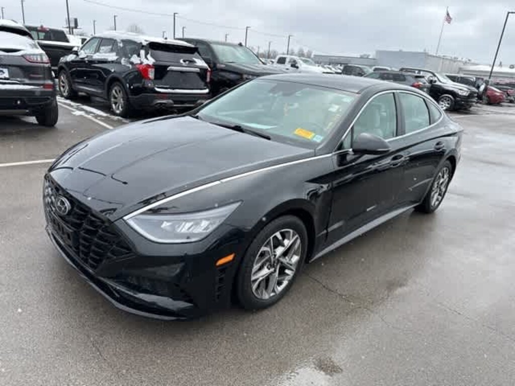 Used 2021 Hyundai Sonata SEL Sedan