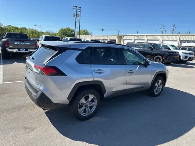 Thumbnail: 2023 Toyota RAV4 - 22