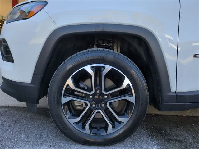 Thumbnail: 2022 Jeep Compass - 15