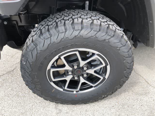 Thumbnail: 2026 Jeep Wrangler - 17
