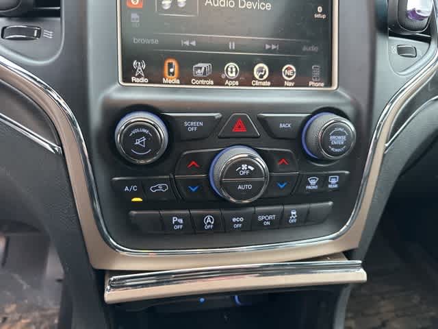 Thumbnail: 2017 Jeep Grand Cherokee - 11