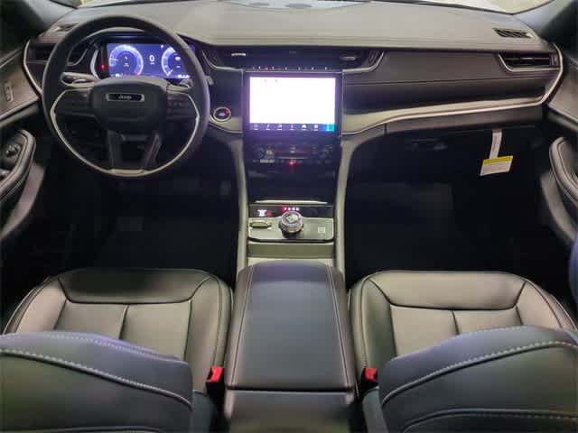 Thumbnail: 2025 Jeep Grand Cherokee - 16