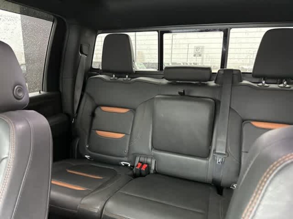 Used 2022 GMC Sierra 2500HD AT4 Truck