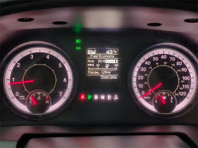 Thumbnail: 2022 RAM 1500 Classic - 30