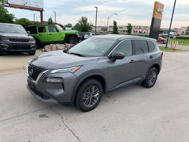 2023 Nissan Rogue S 14