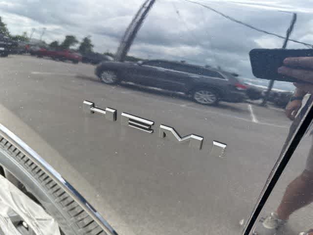 Thumbnail: 2026 Dodge Durango - 3