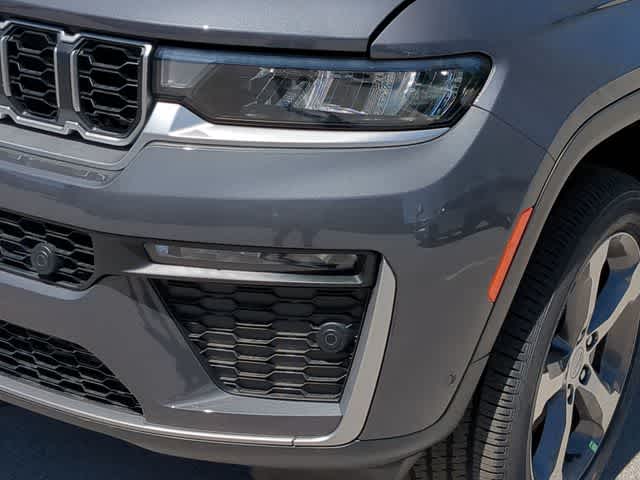 Thumbnail: 2026 Jeep Grand Cherokee L - 11