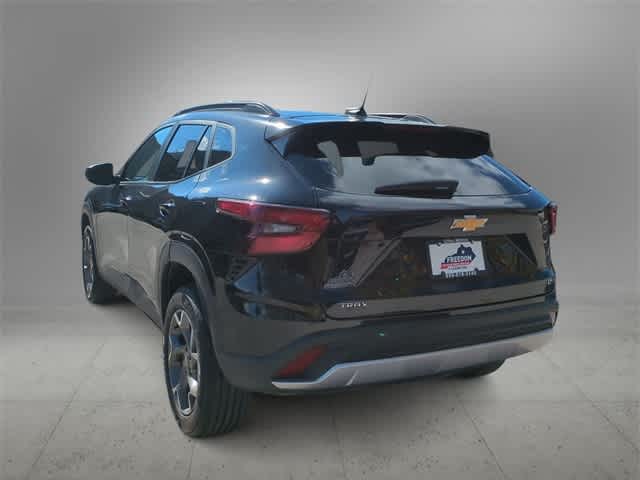 Thumbnail: 2025 Chevrolet Trax - 6
