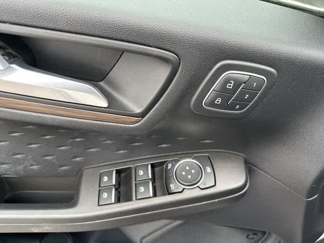 Thumbnail: 2020 Ford Escape - 14