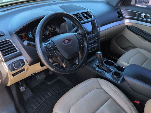 Thumbnail: 2017 Ford Explorer - 10