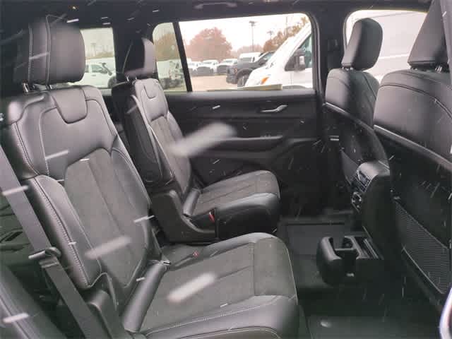 Thumbnail: 2025 Jeep Grand Cherokee L - 22