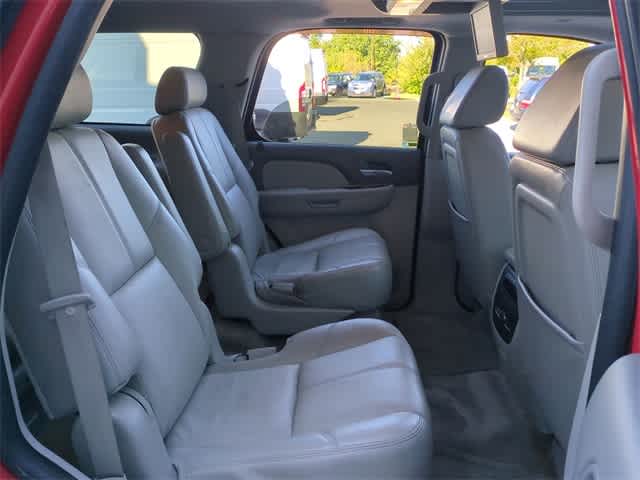 Thumbnail: 2008 Chevrolet Tahoe - 22