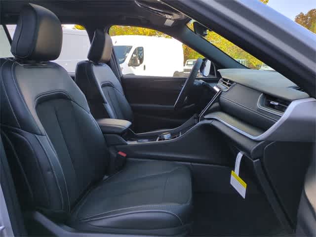 Thumbnail: 2025 Jeep Grand Cherokee L - 23