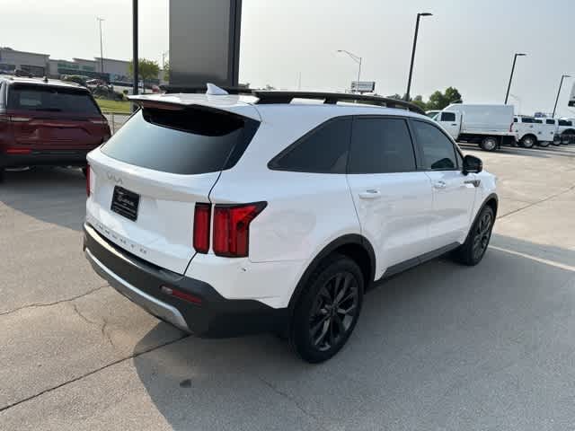 Thumbnail: 2022 Kia Sorento - 26