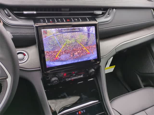 Thumbnail: 2025 Jeep Grand Cherokee - 31