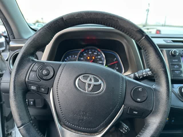 Thumbnail: 2013 Toyota RAV4 - 11