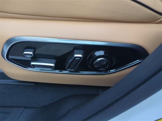 Thumbnail: 2025 Jeep Grand Cherokee L - 17