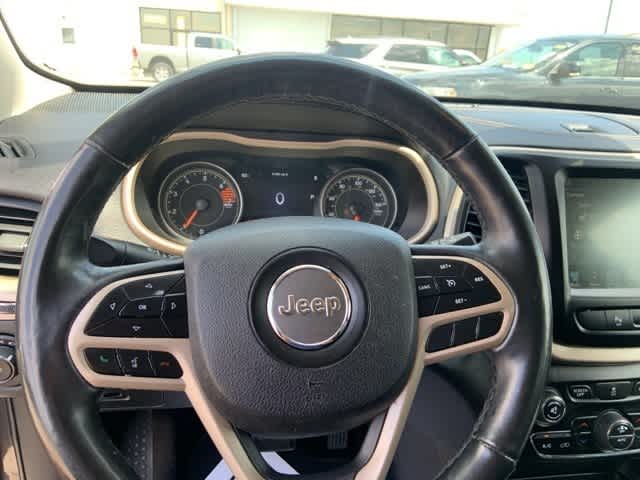 Thumbnail: 2018 Jeep Cherokee - 9