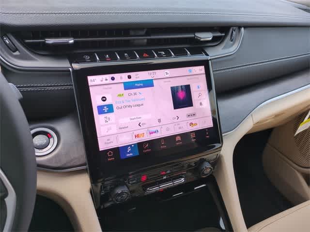 Thumbnail: 2025 Jeep Grand Cherokee L - 28