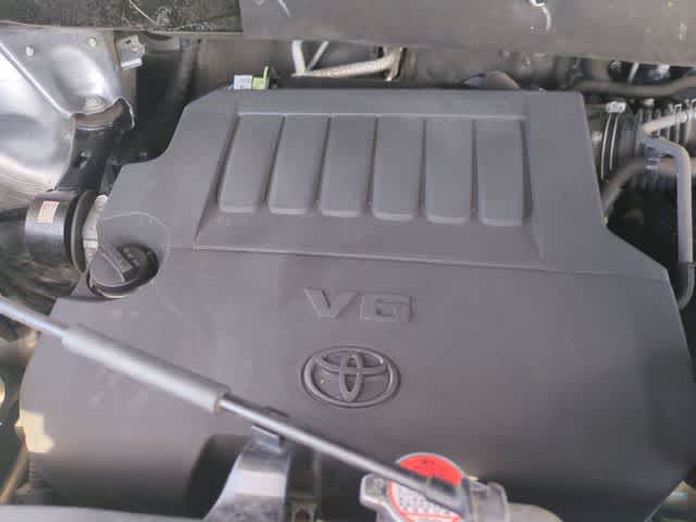 Thumbnail: 2016 Toyota Highlander - 15