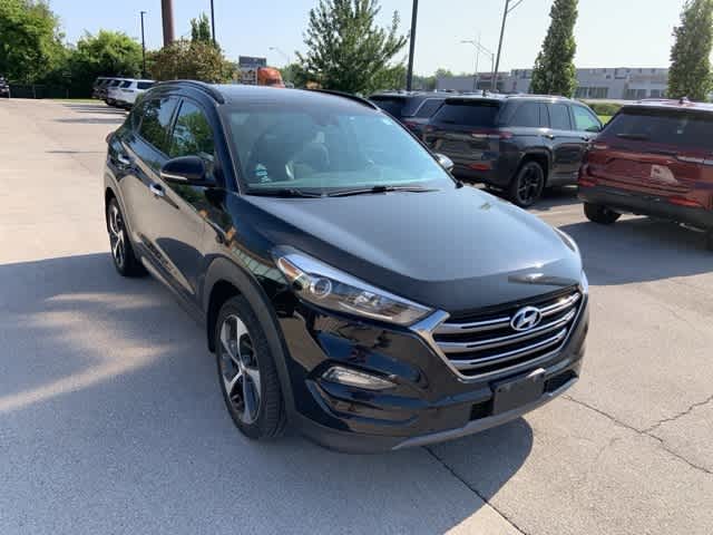 Thumbnail: 2016 Hyundai Tucson - 30