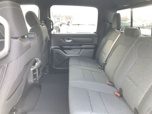 Thumbnail: 2026 RAM 1500 - 28